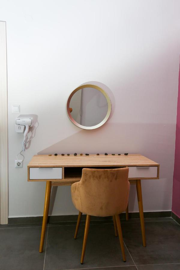 Stella Boutigue Rooms Néa Péramos Buitenkant foto