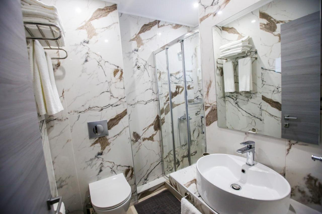 Stella Boutigue Rooms Néa Péramos Buitenkant foto
